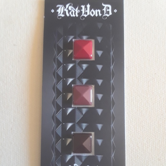 Kat Von D Lipstick Samples - Picture 2 of 3